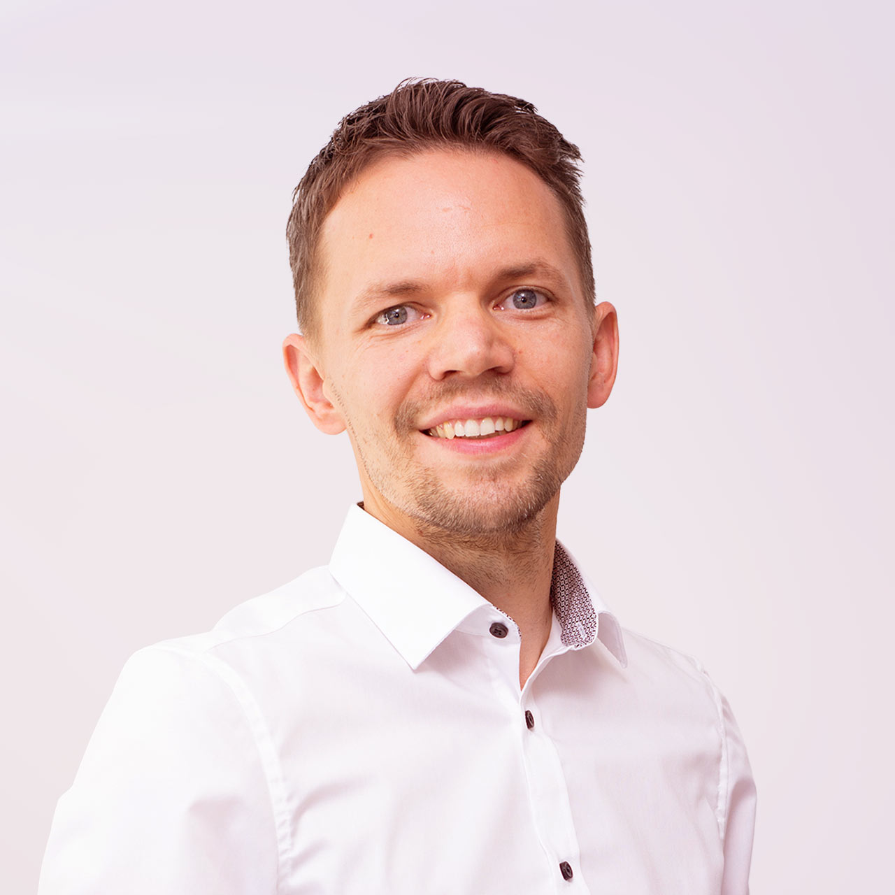 Portraitfoto von Stefan Wolff